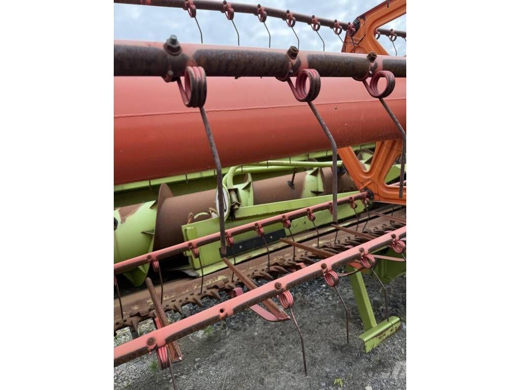 CLAAS Lexion 550 Зернозбиральні комбайни