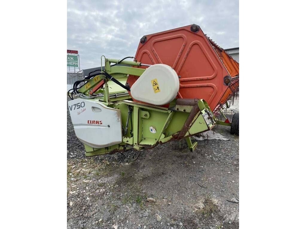 CLAAS Lexion 550 Зернозбиральні комбайни