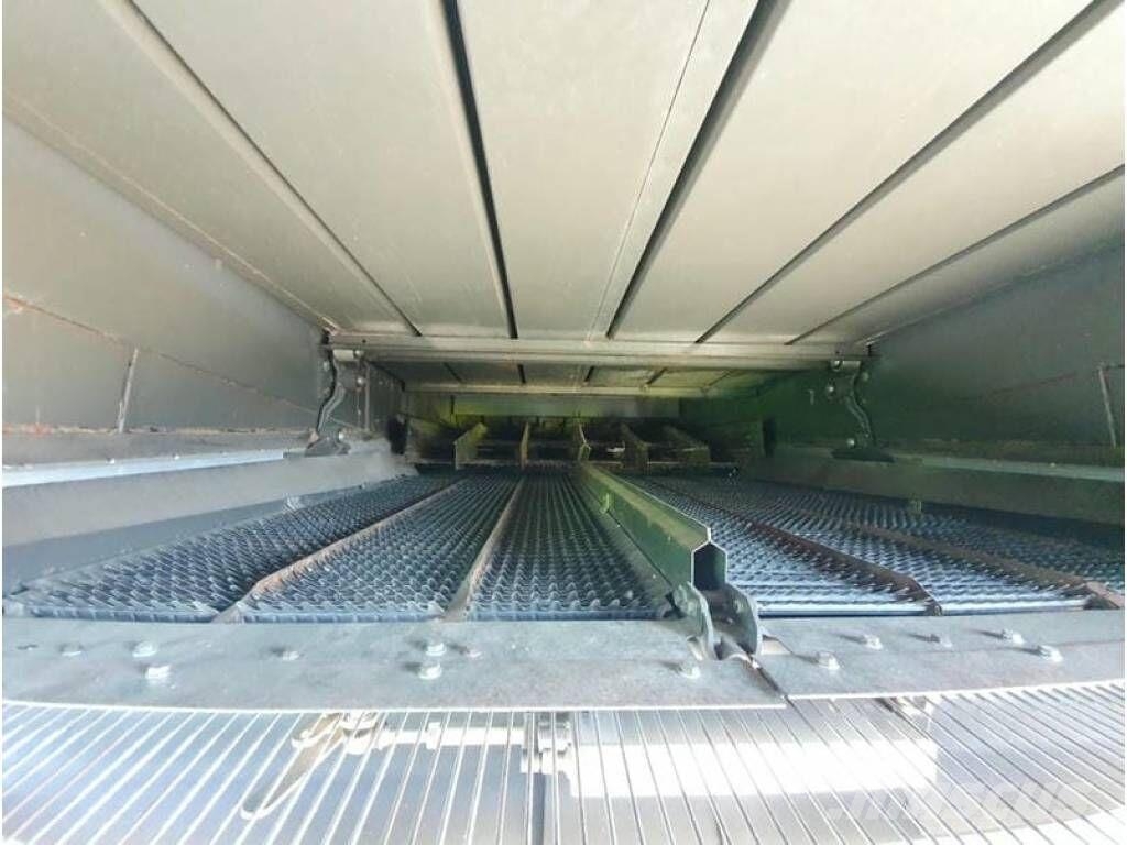 CLAAS Lexion 580+ Kombinované zberacie stroje
