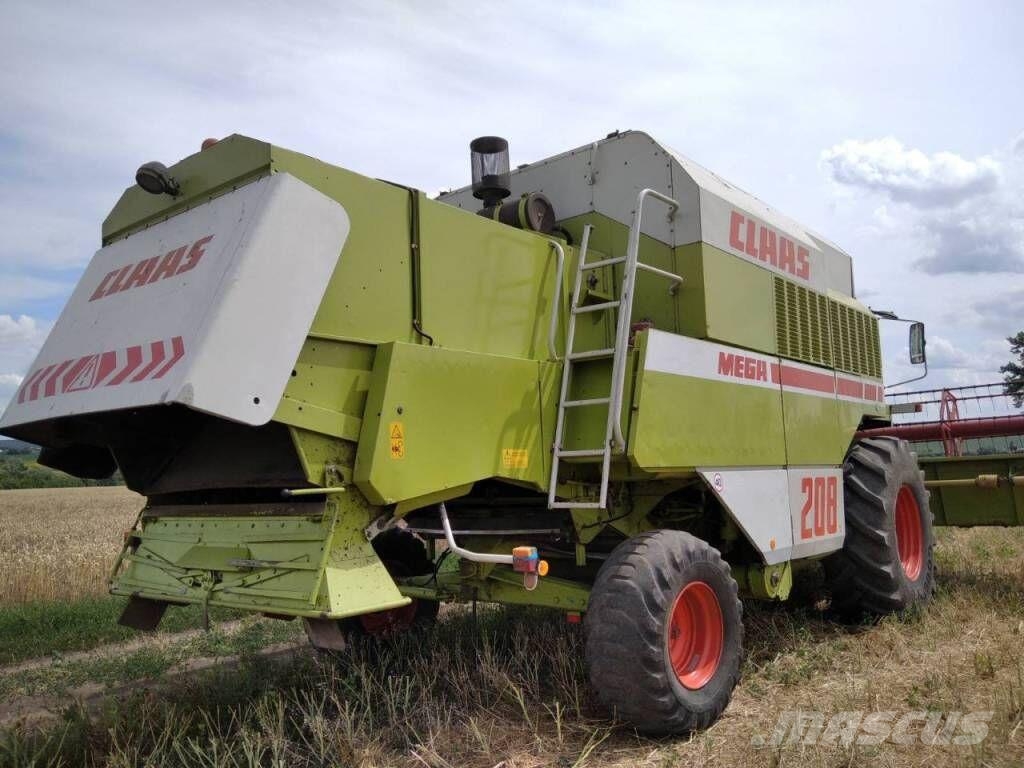 CLAAS Mega 208 Mejetærskere