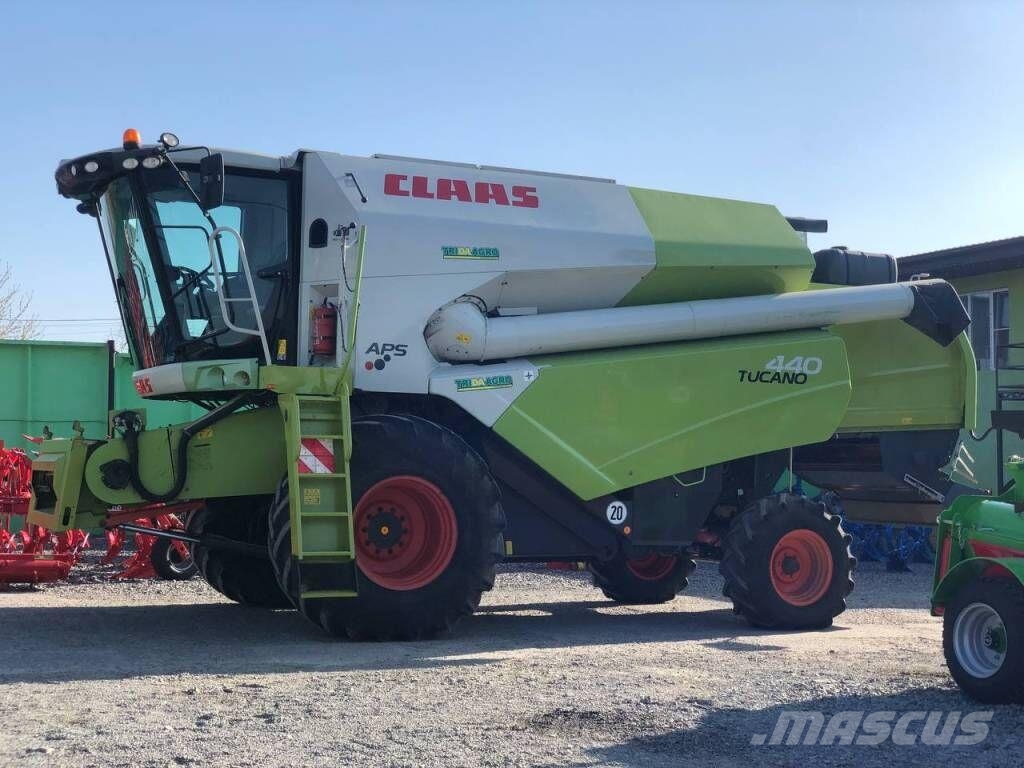 CLAAS Tucano 440 Teraviljakombainid
