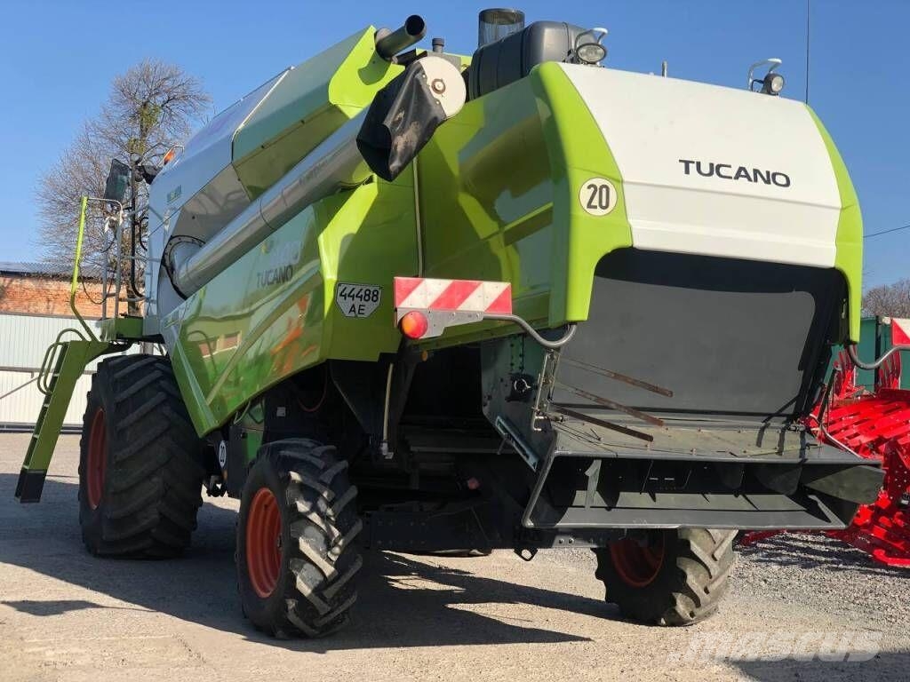 CLAAS Tucano 440 Teraviljakombainid
