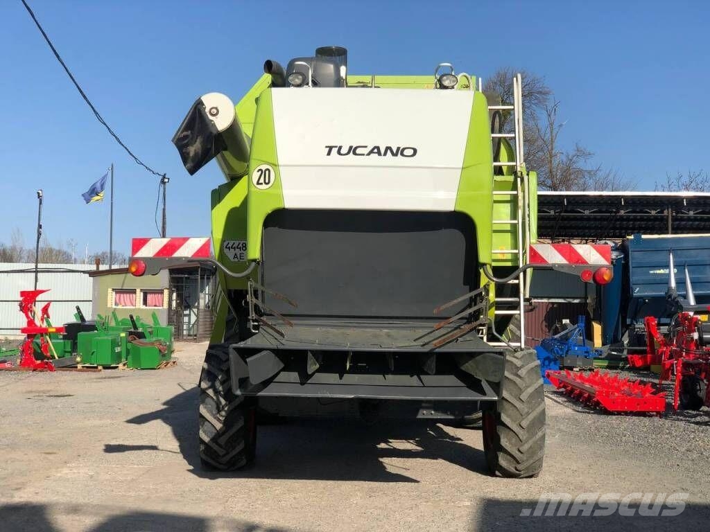 CLAAS Tucano 440 Teraviljakombainid