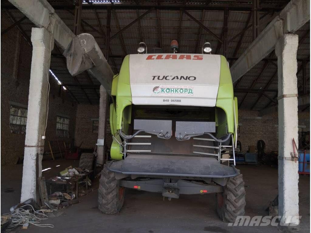 CLAAS Tucano 470 Зернозбиральні комбайни