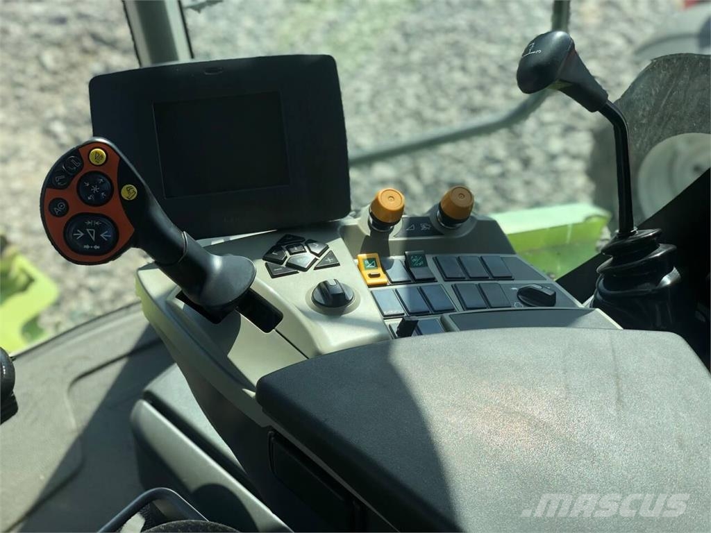 CLAAS Комбайн Claas Tucano 440 (2009) 联合收割机