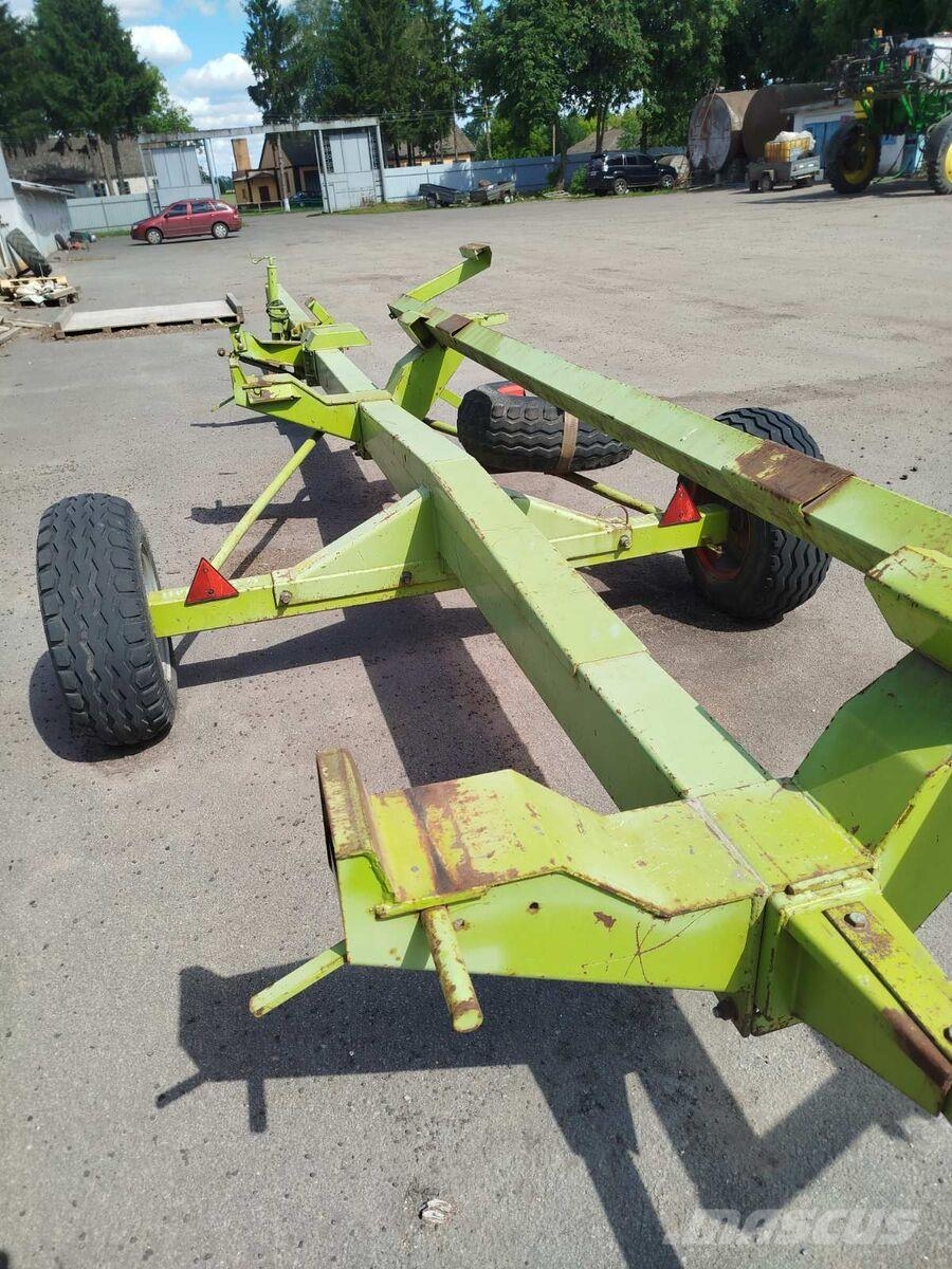 CLAAS Комбайн Claas Lexion 600 (2005) 联合收割机
