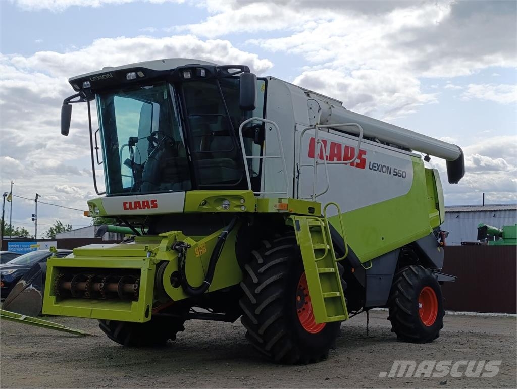 CLAAS Комбайн Claas Lexion 560 (2008) 联合收割机