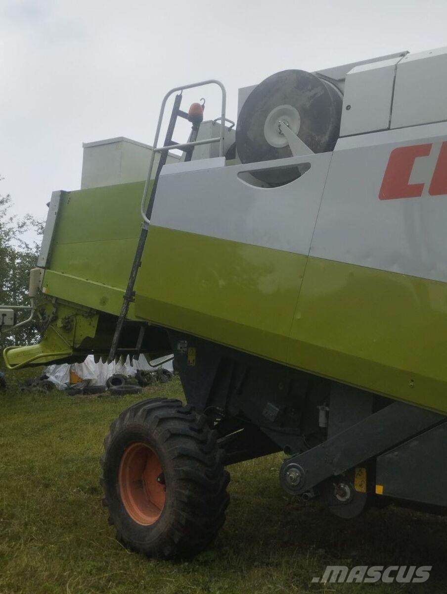 CLAAS Комбайн Claas Lexion 450 (1999) Kombajni