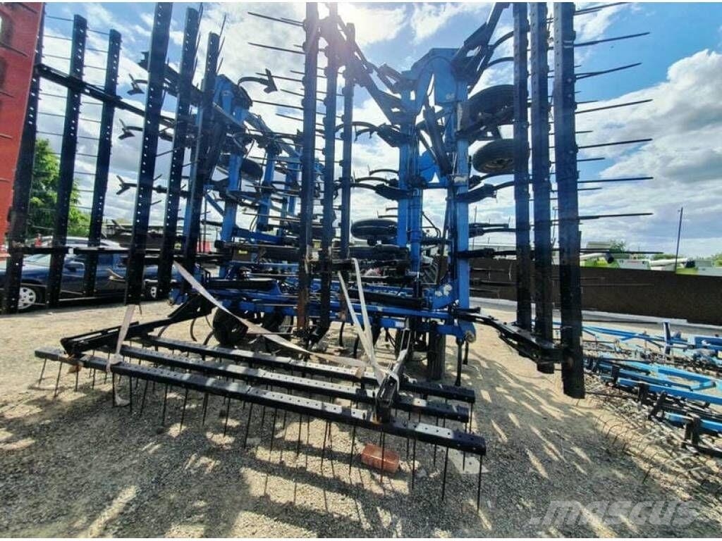 DMI  حراثات صفوف المحاصيل