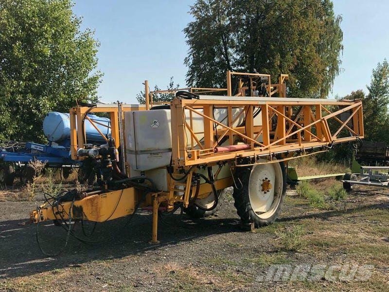 Dubex Причіпний обприскувач Dubex Nestor (1999) Anhängespritzen