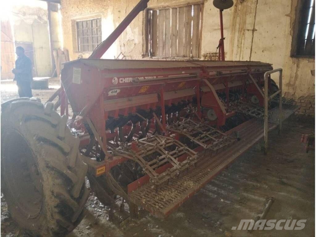 Elvorti (Chervona Zirka) Astra SZ-5.4 Mechanické sejačky