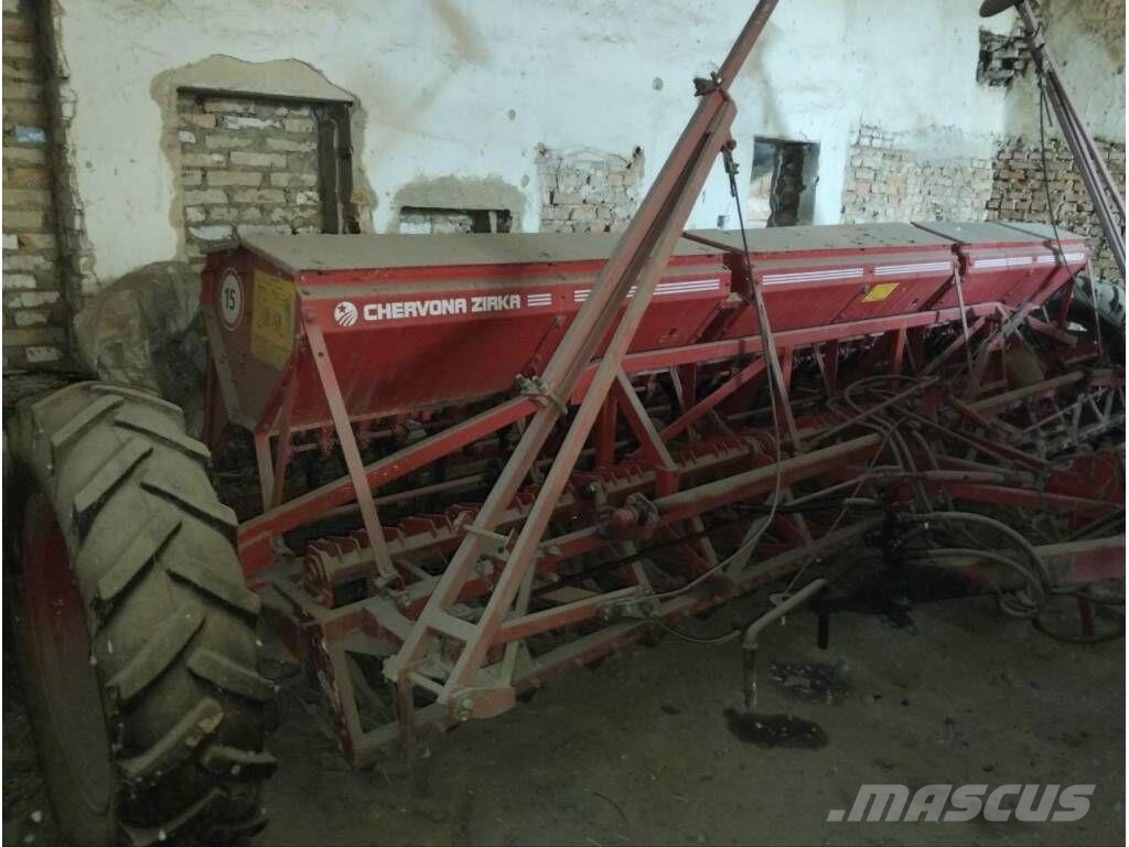 Elvorti (Chervona Zirka) Astra SZ-5.4 Mechanické sejačky