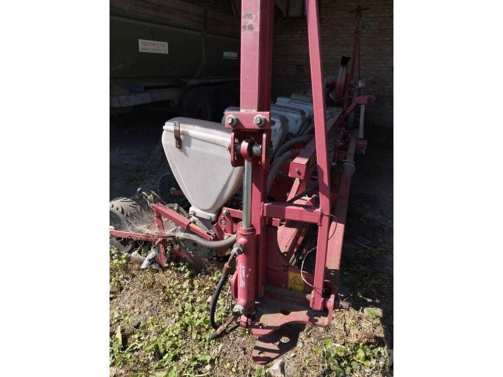 Elvorti УПС-8-02 Mechanické sejačky
