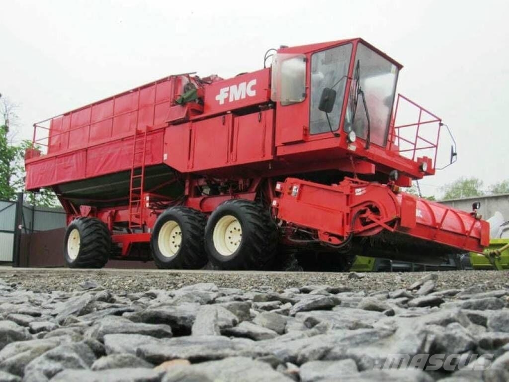 FMC 979 Borsó betakarítok