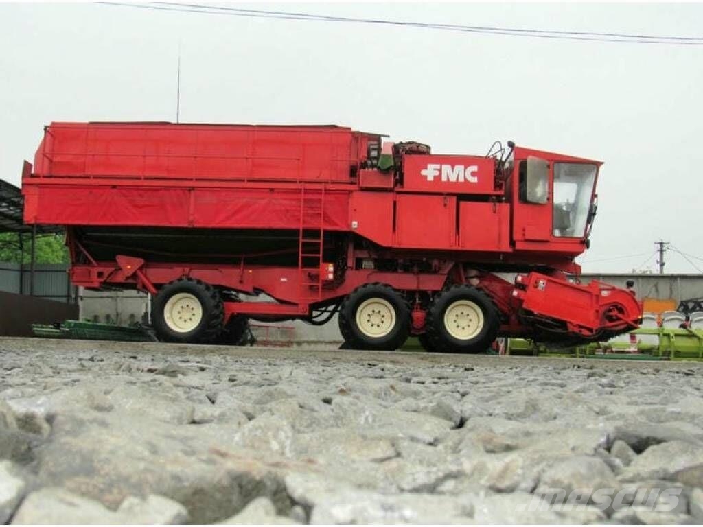 FMC 979 Borsó betakarítok