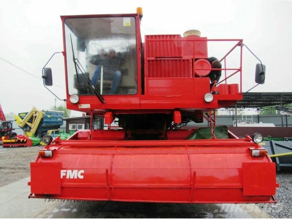 FMC 979 Borsó betakarítok