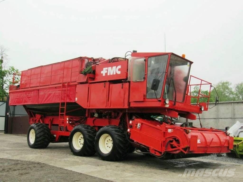 FMC 979 Borsó betakarítok