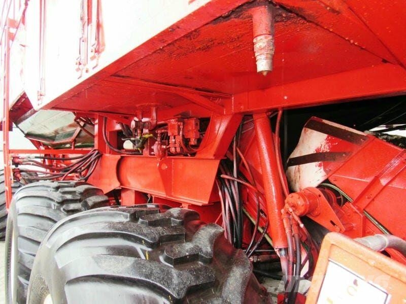 FMC Горохозбиральний комбайн FMC 979 (1994) Pea harvesters