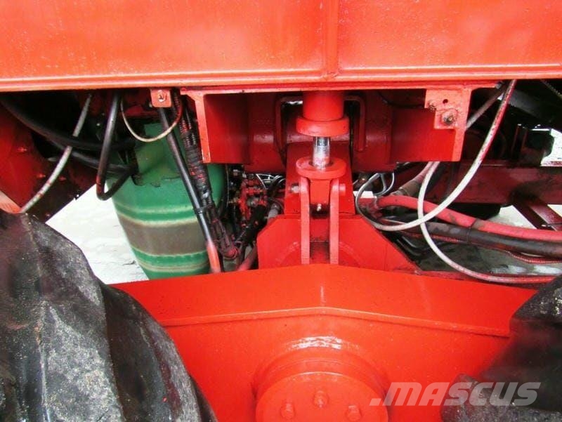 FMC Горохозбиральний комбайн FMC 979 (1994) Pea harvesters