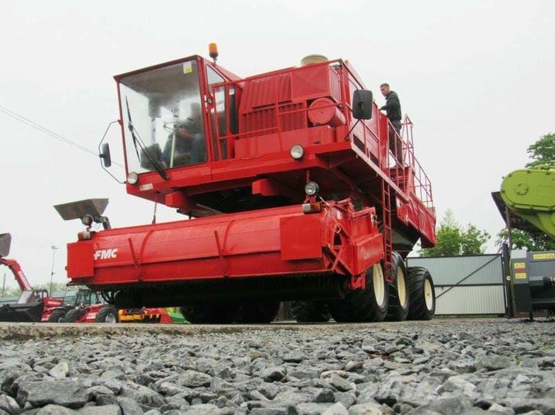 FMC Горохозбиральний комбайн FMC 979 (1994) Pea harvesters