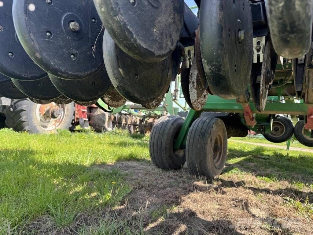 Great Plains 3S-4000 Semoir