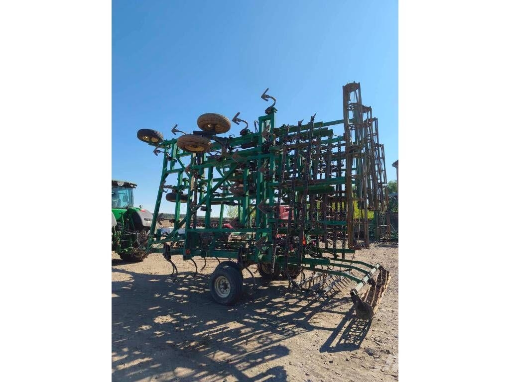 Great Plains 8544FCC Row crop cultivators