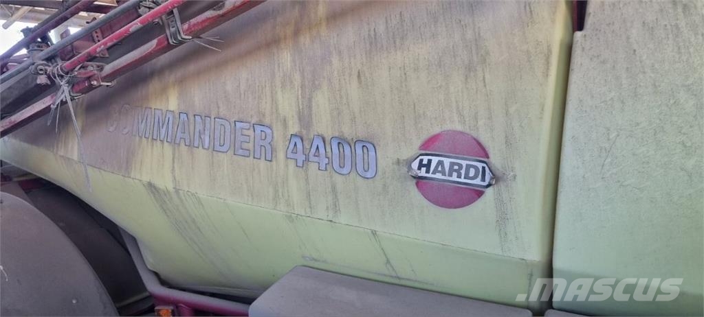 Hardi Обприскувач Hardi Commander 4400 (2007) Prikabinami purkštuvai