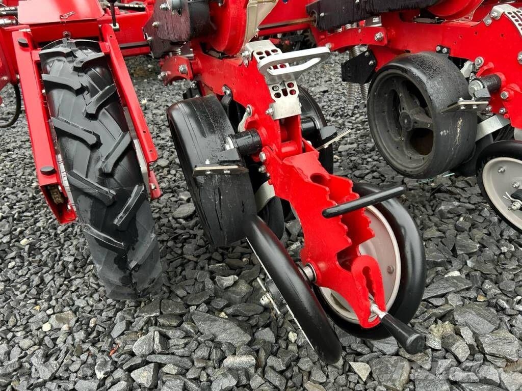 IrTem FT-08 Täppiskülvikud