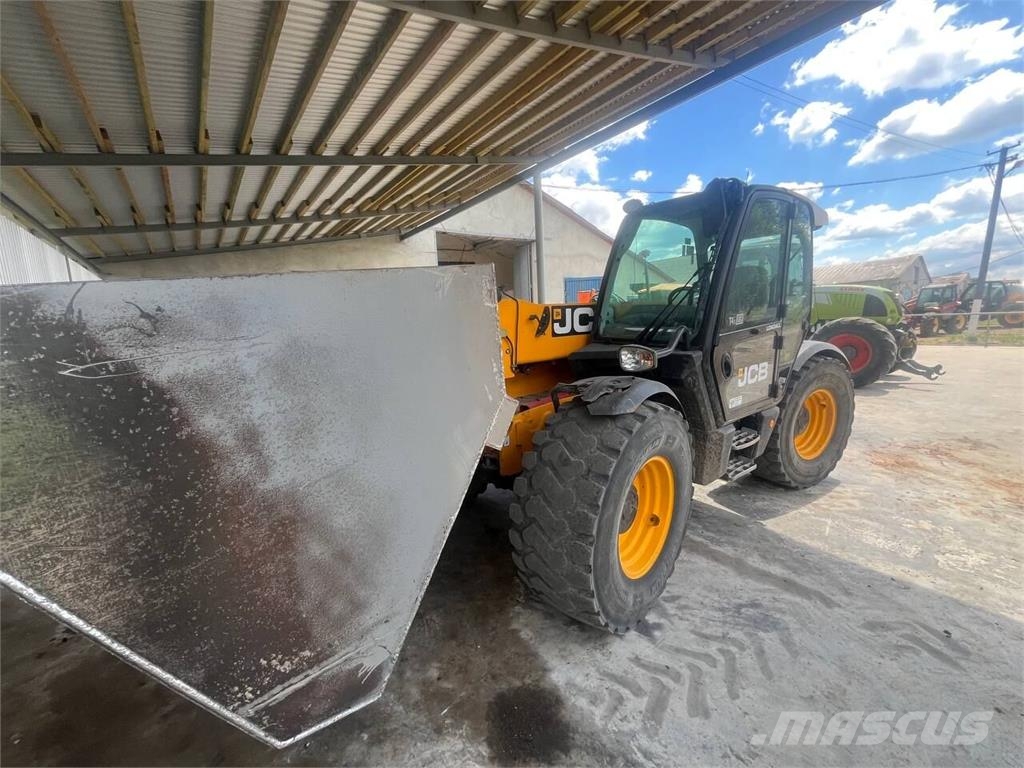 JCB 541-70 Agri Super (2015) لوادر وحفارات أمامية