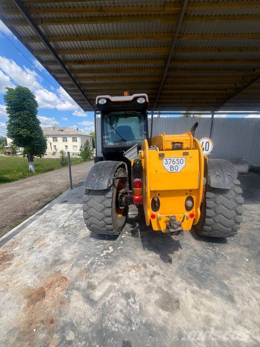 JCB 541-70 Agri Super (2015) لوادر وحفارات أمامية