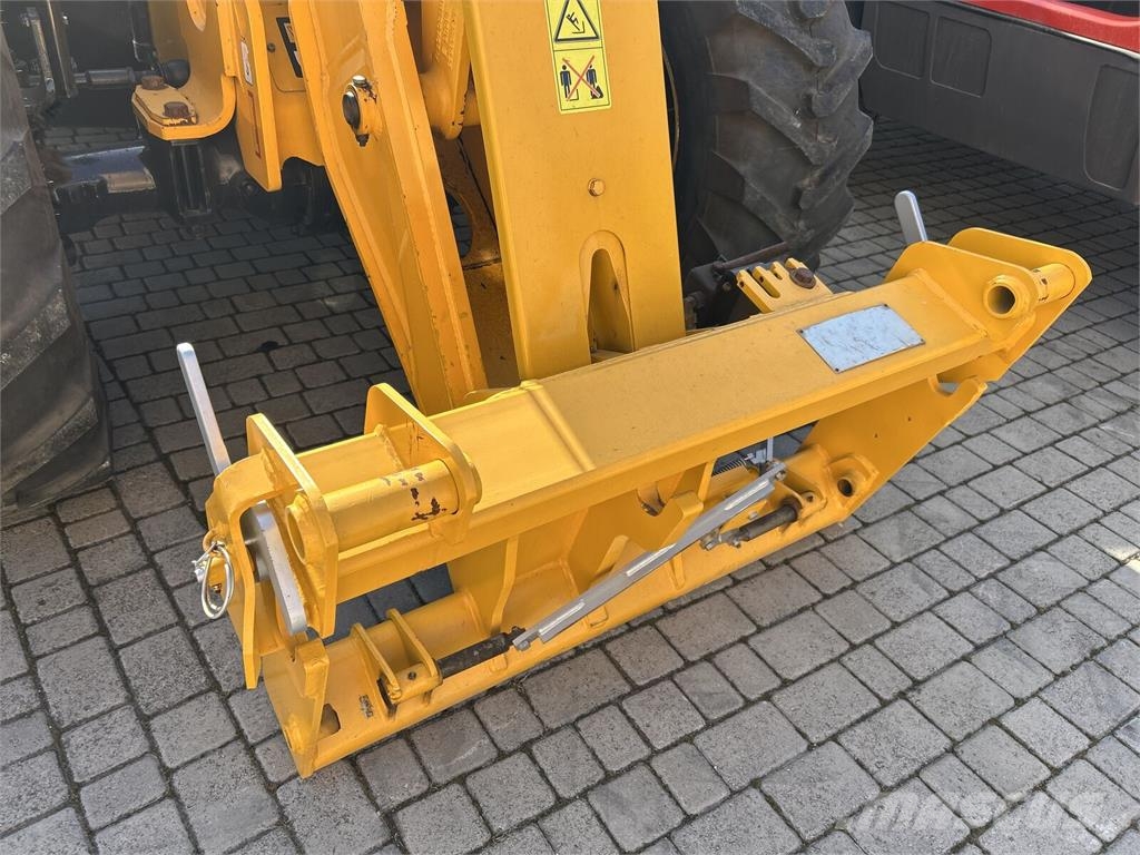 JCB Навантажувач JCB 536-70 Agri Super (2015) Voorladers en gravers