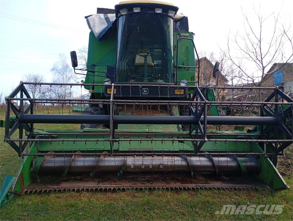 John Deere 1075 (1985) 联合收割机