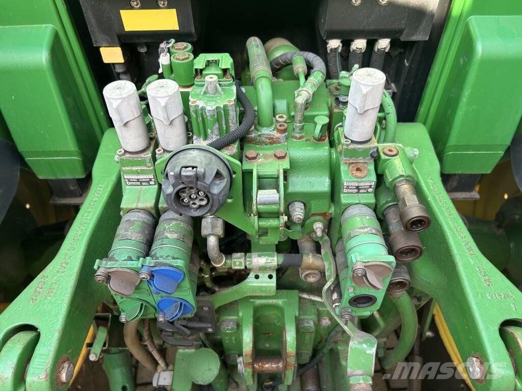 John Deere 6930 Трактора