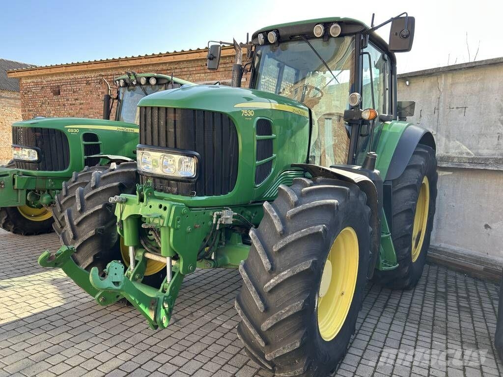 John Deere 7530 Трактора