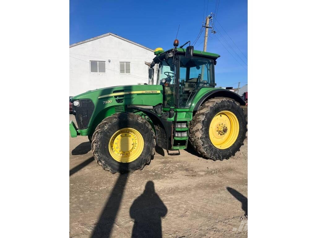 John Deere 7930 Traktorok