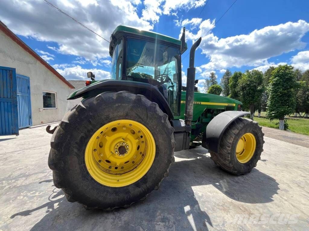 John Deere 8300 Trattori