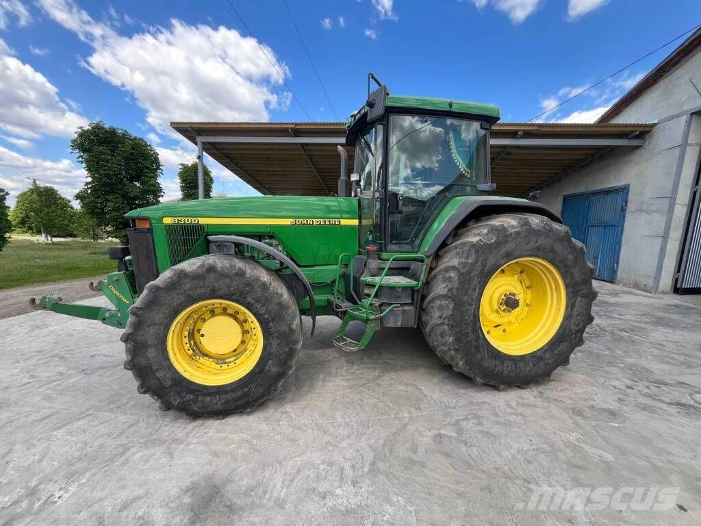 John Deere 8300 Trattori