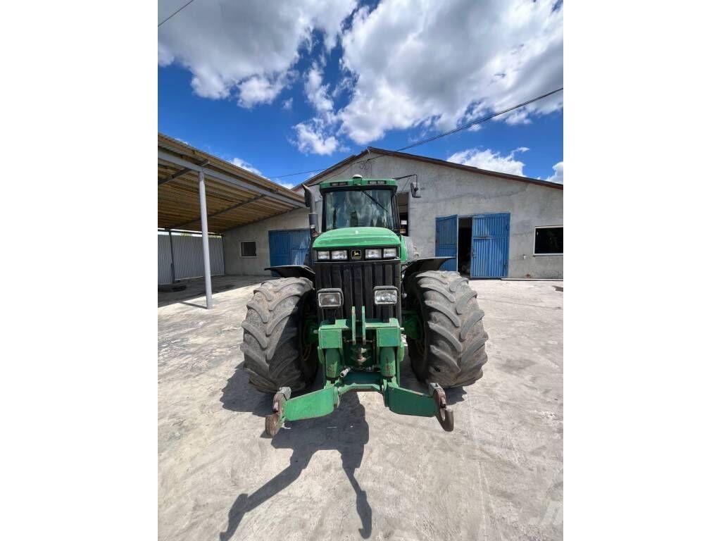 John Deere 8300 Trattori