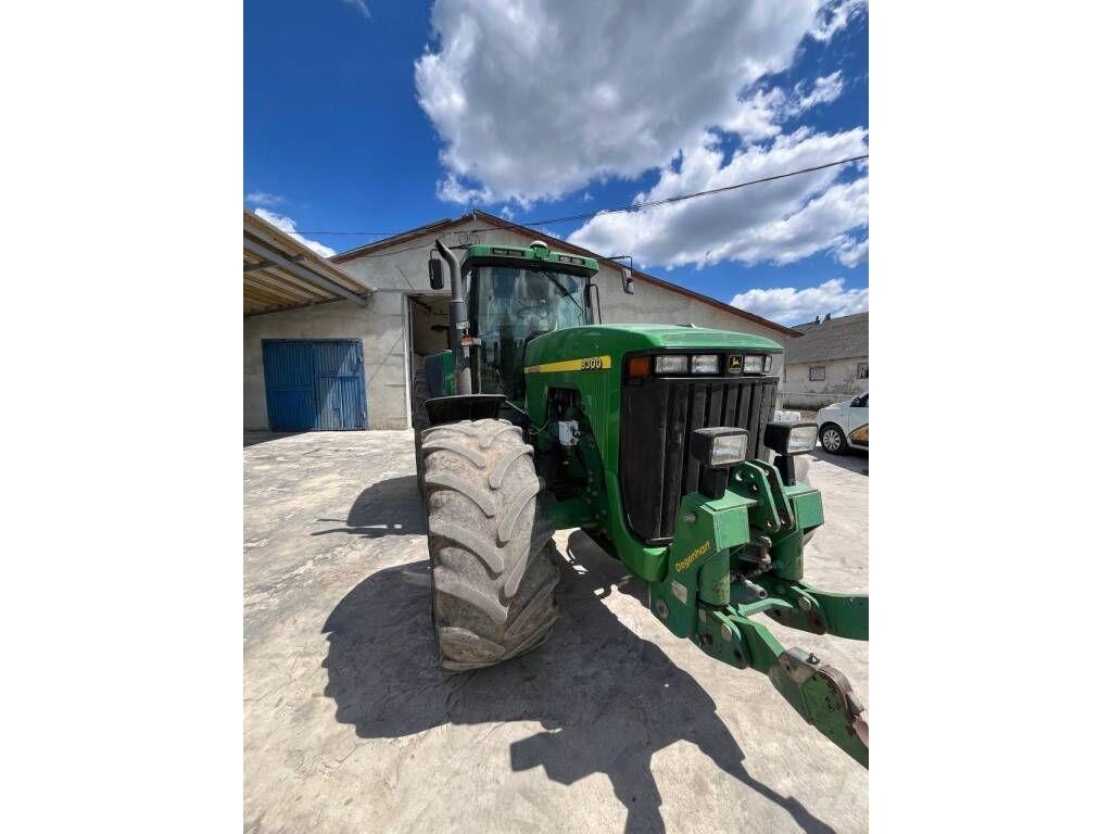 John Deere 8300 Trattori