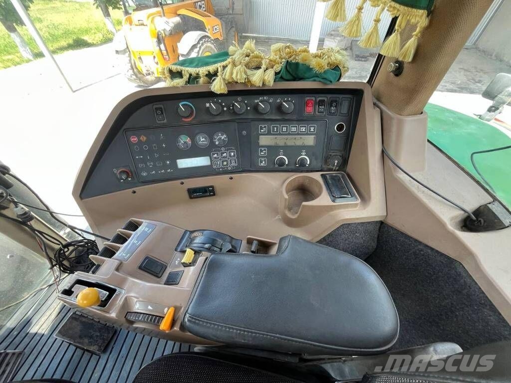 John Deere 8300 Trattori
