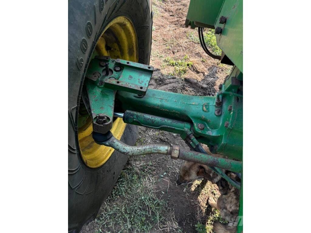 John Deere 8300 Трактора