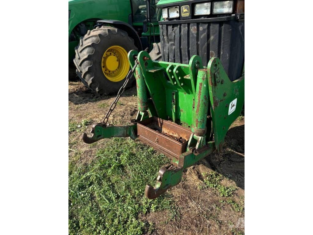 John Deere 8300 Трактора