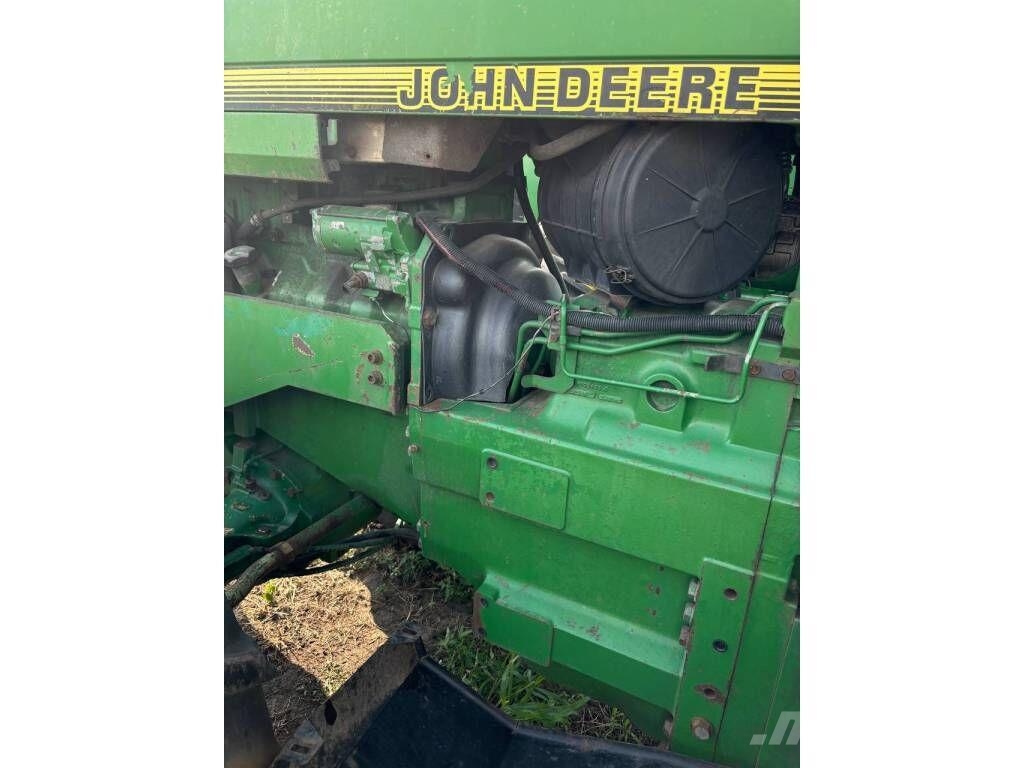 John Deere 8300 Трактора