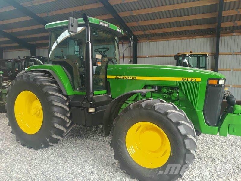 John Deere 8300 (1996) Tractores