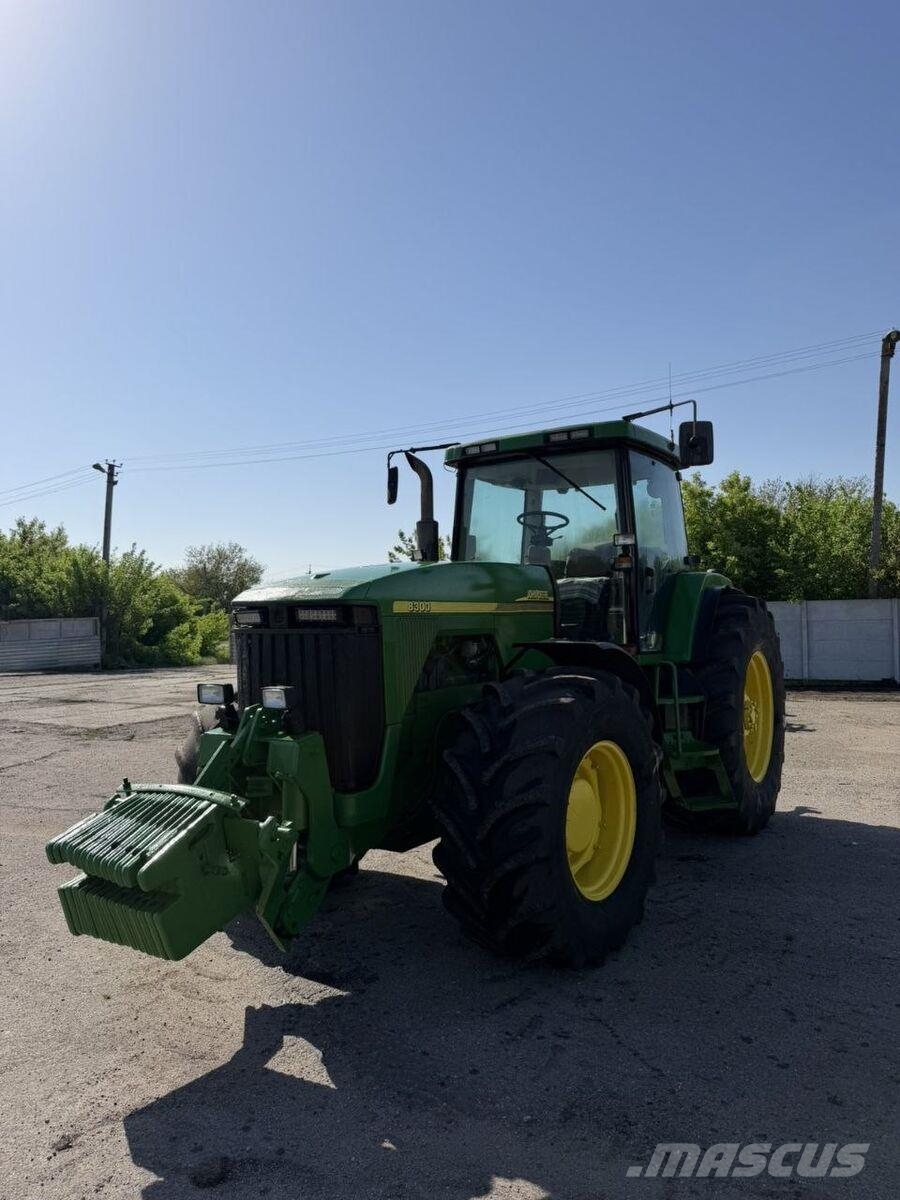 John Deere 8300 (1996) Tractores
