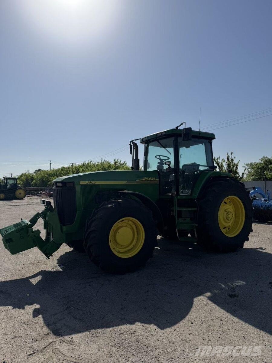 John Deere 8300 (1996) Tractores