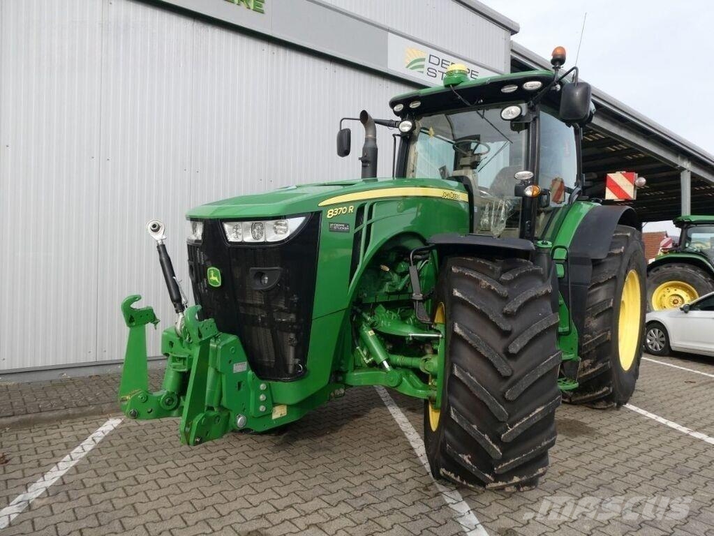 John Deere 8370 R Tractoare