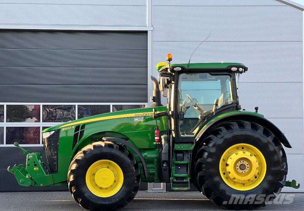 John Deere 8400 R Tractors