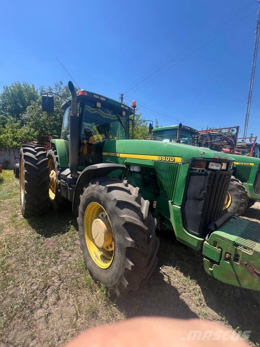 John Deere 8400 (1998) Tractores