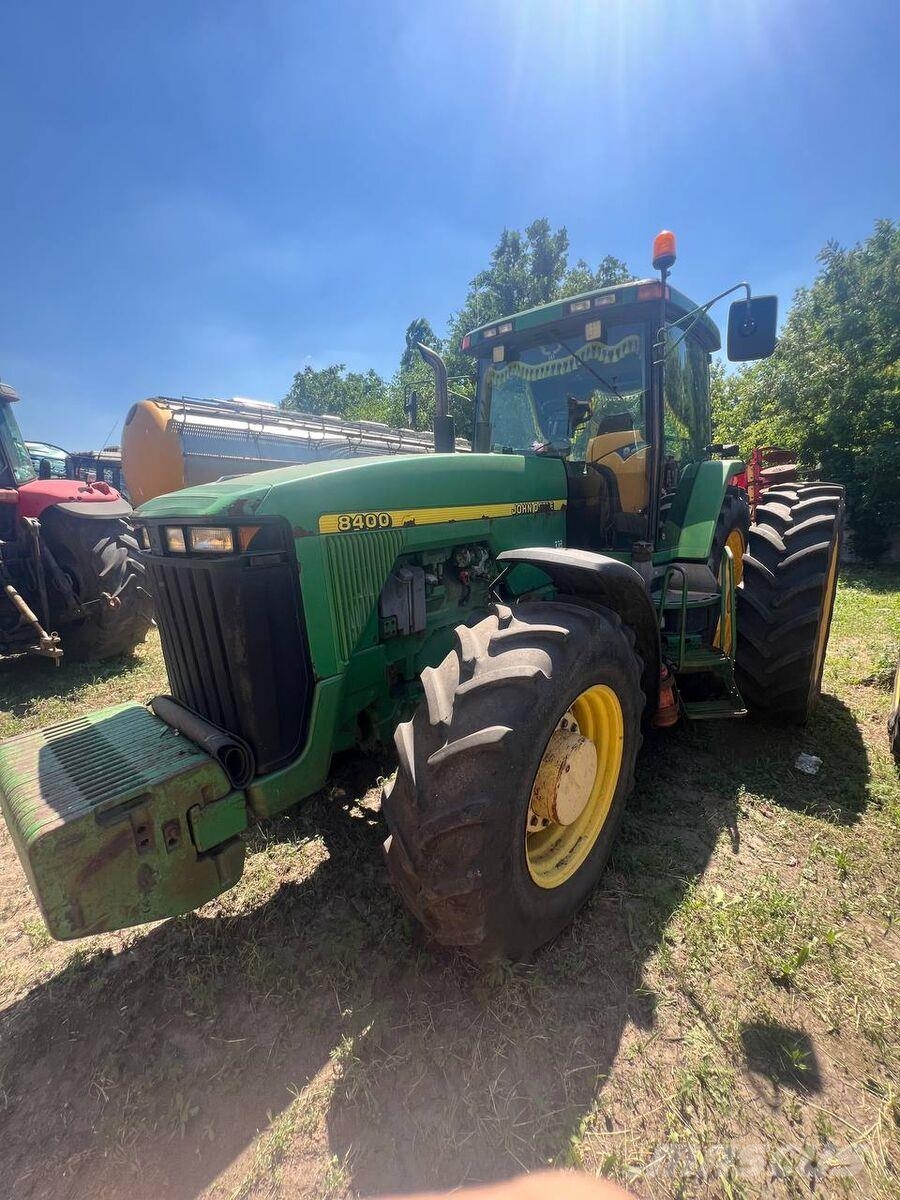 John Deere 8400 (1998) Tractores